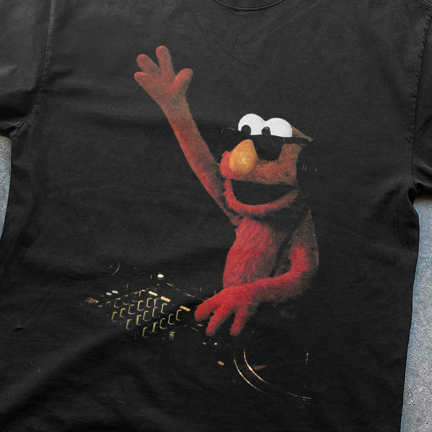 'DJ Elmo' Black Heavyweight Tee - Image 2