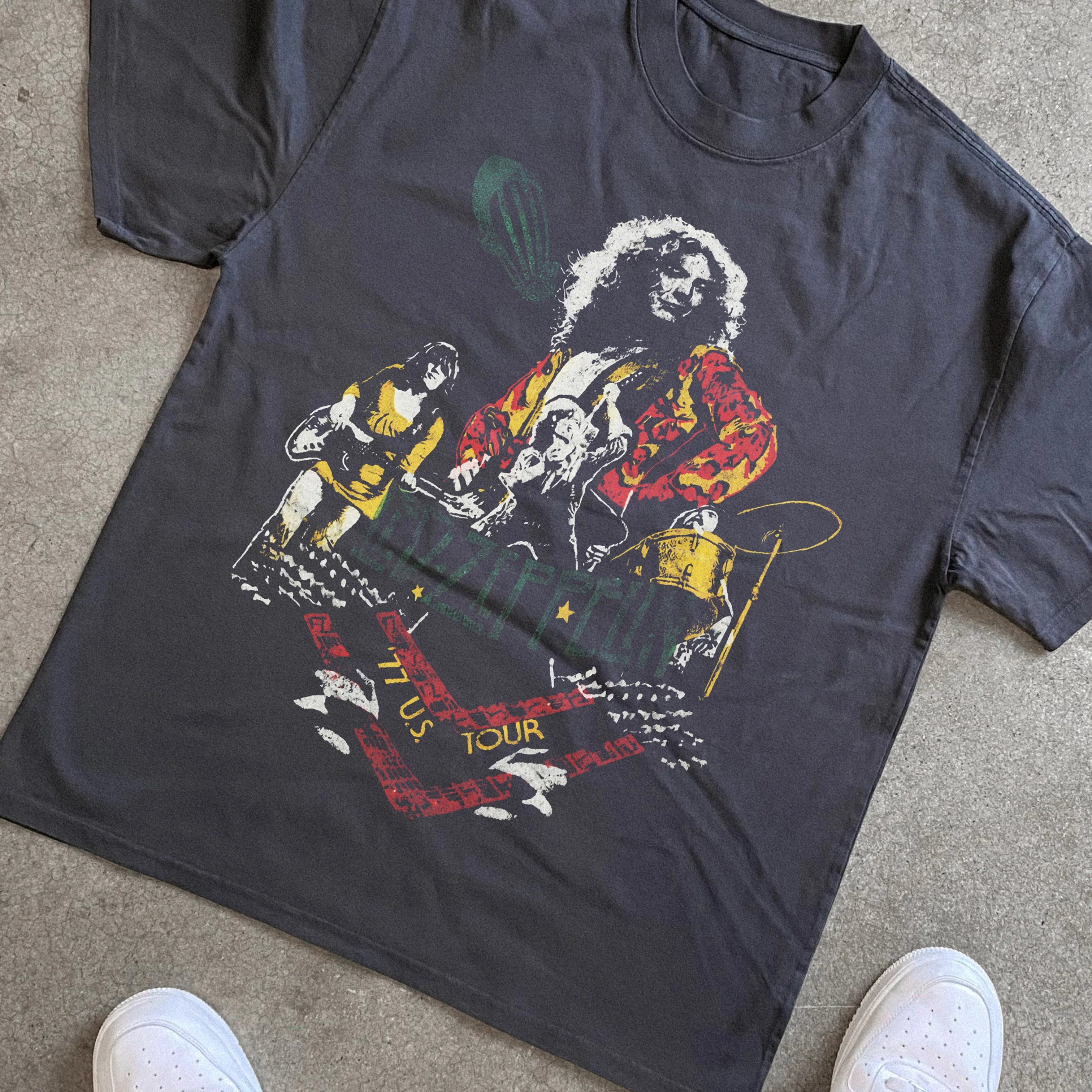 Rare Vintage Led Zeppelin 77 US Tour Heavyweight Black T-Shirt - Image 2