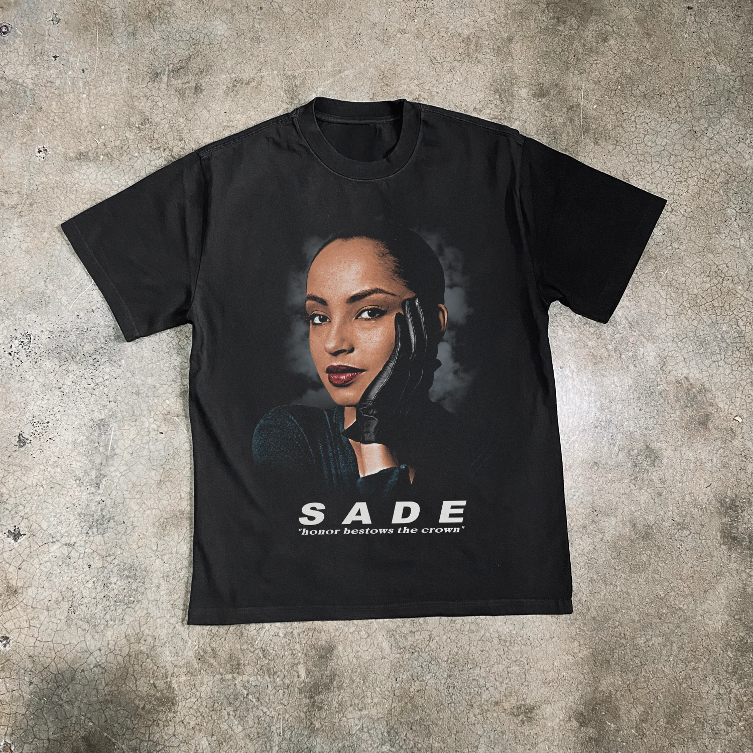 Sade - Honor Bestows The Crown Heavyweight Black T-Shirt