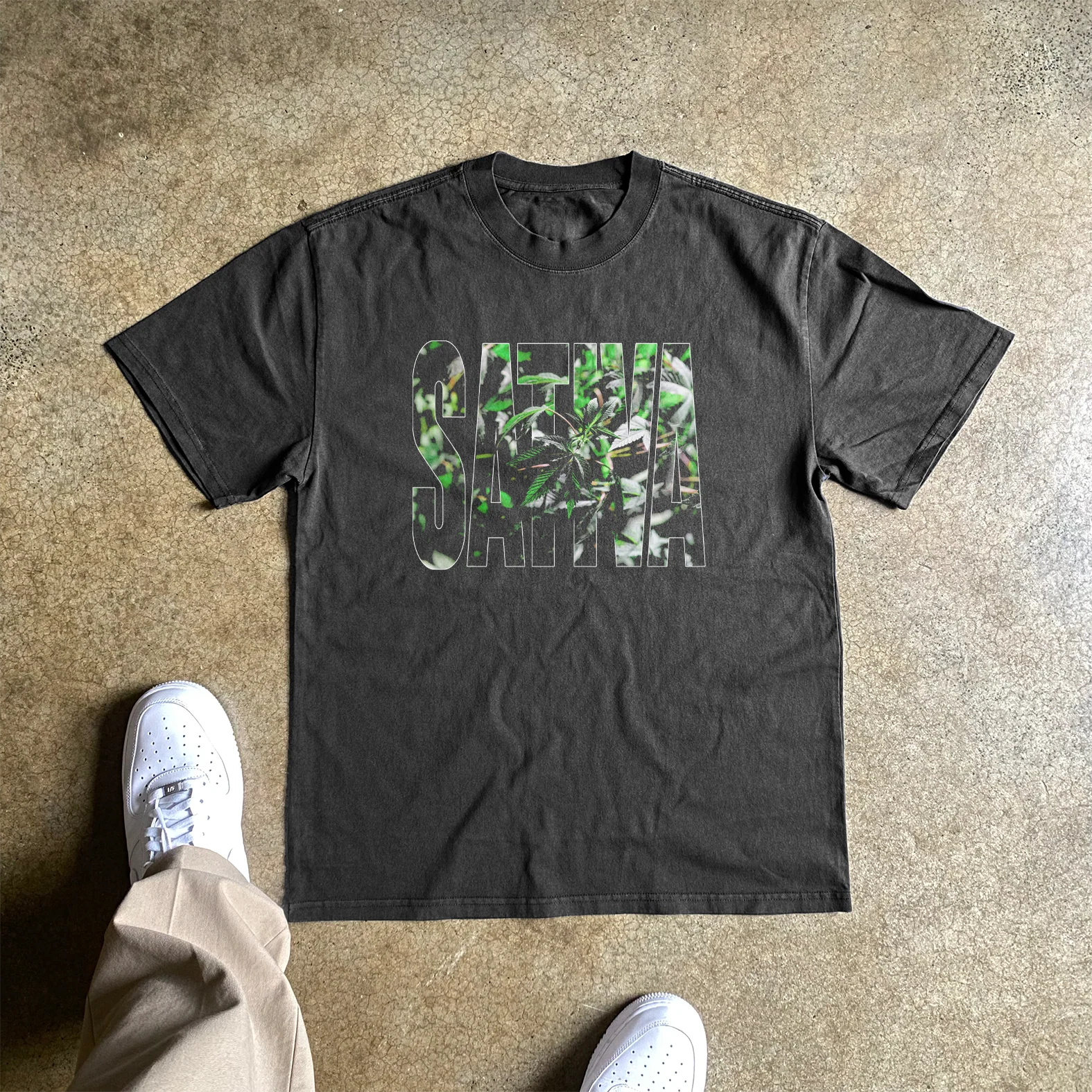 Sativa Heavyweight Black Tshirt