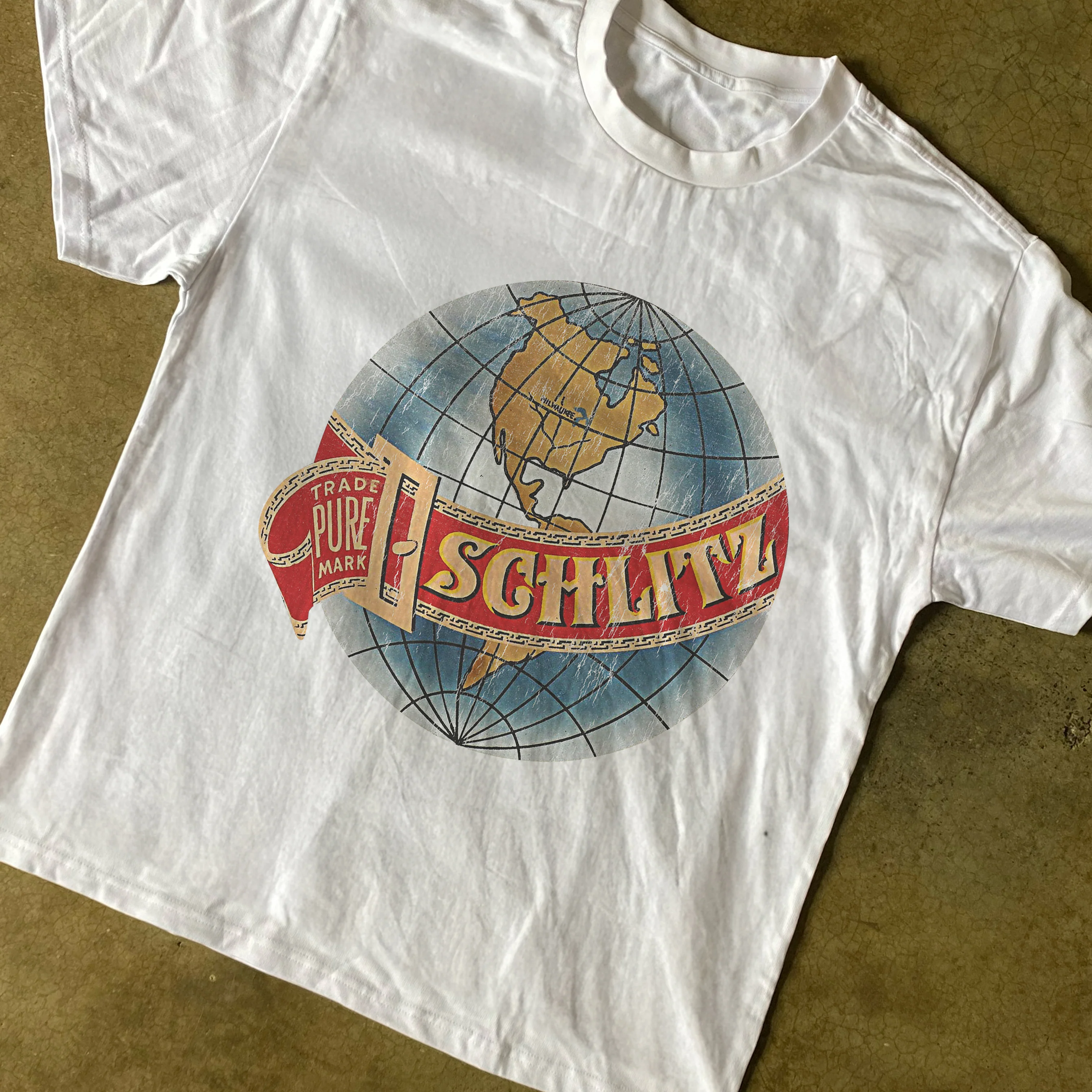 Vintage Milwaukee Schlitz Globe Heavyweight White T-Shirt - Image 2