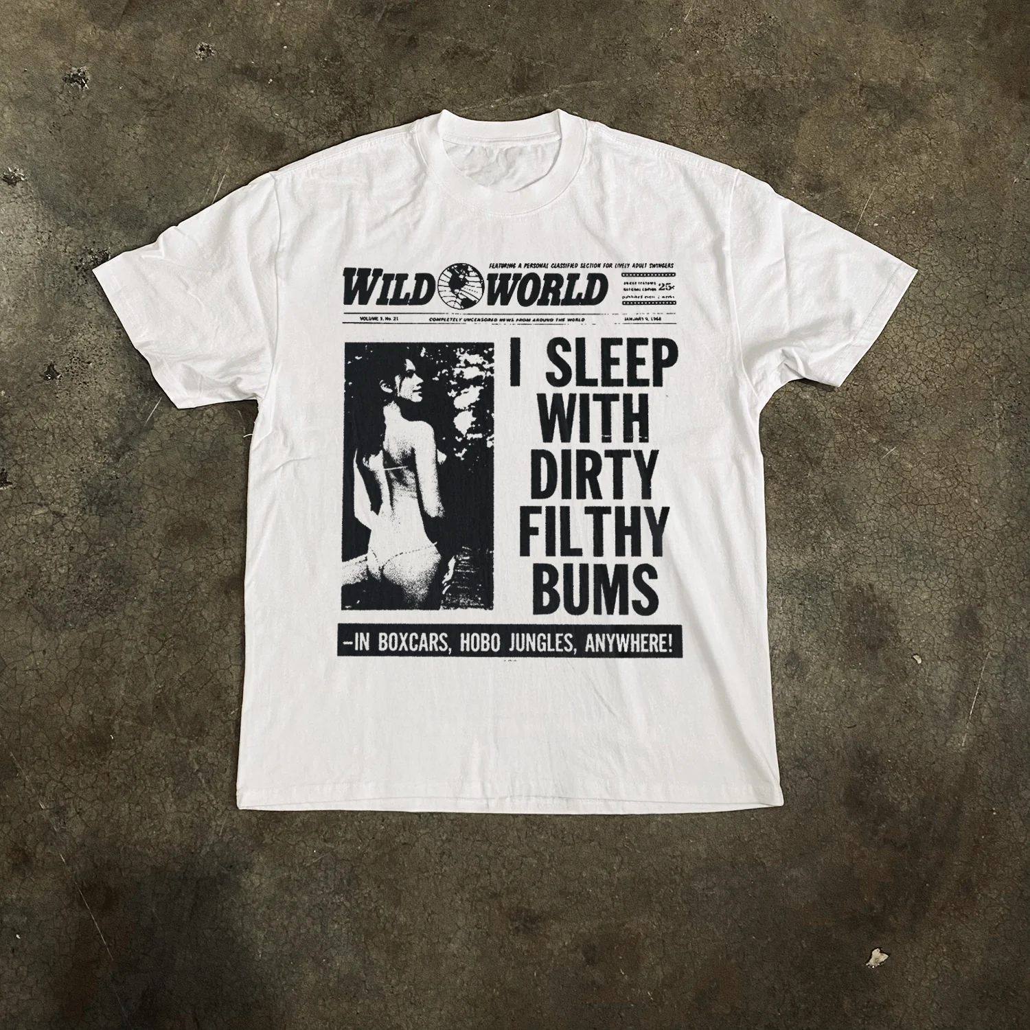 Vintage News 'I Sleep With Dirty Bums' Heavy Faded White Tee